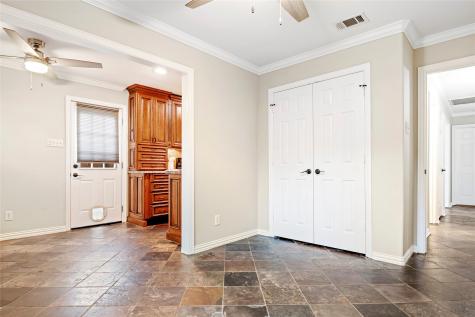 13571 Waterfall Way Dallas TX 75240