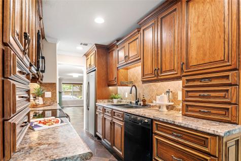 13571 Waterfall Way Dallas TX 75240