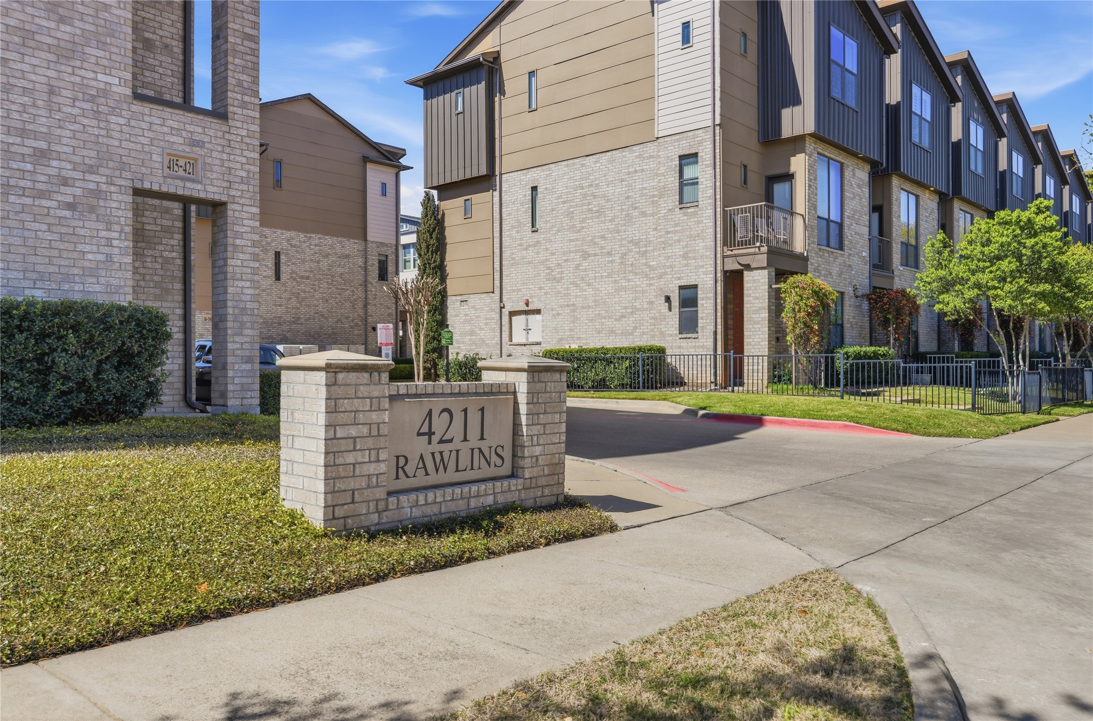 4211 Rawlins Street Dallas TX 75219