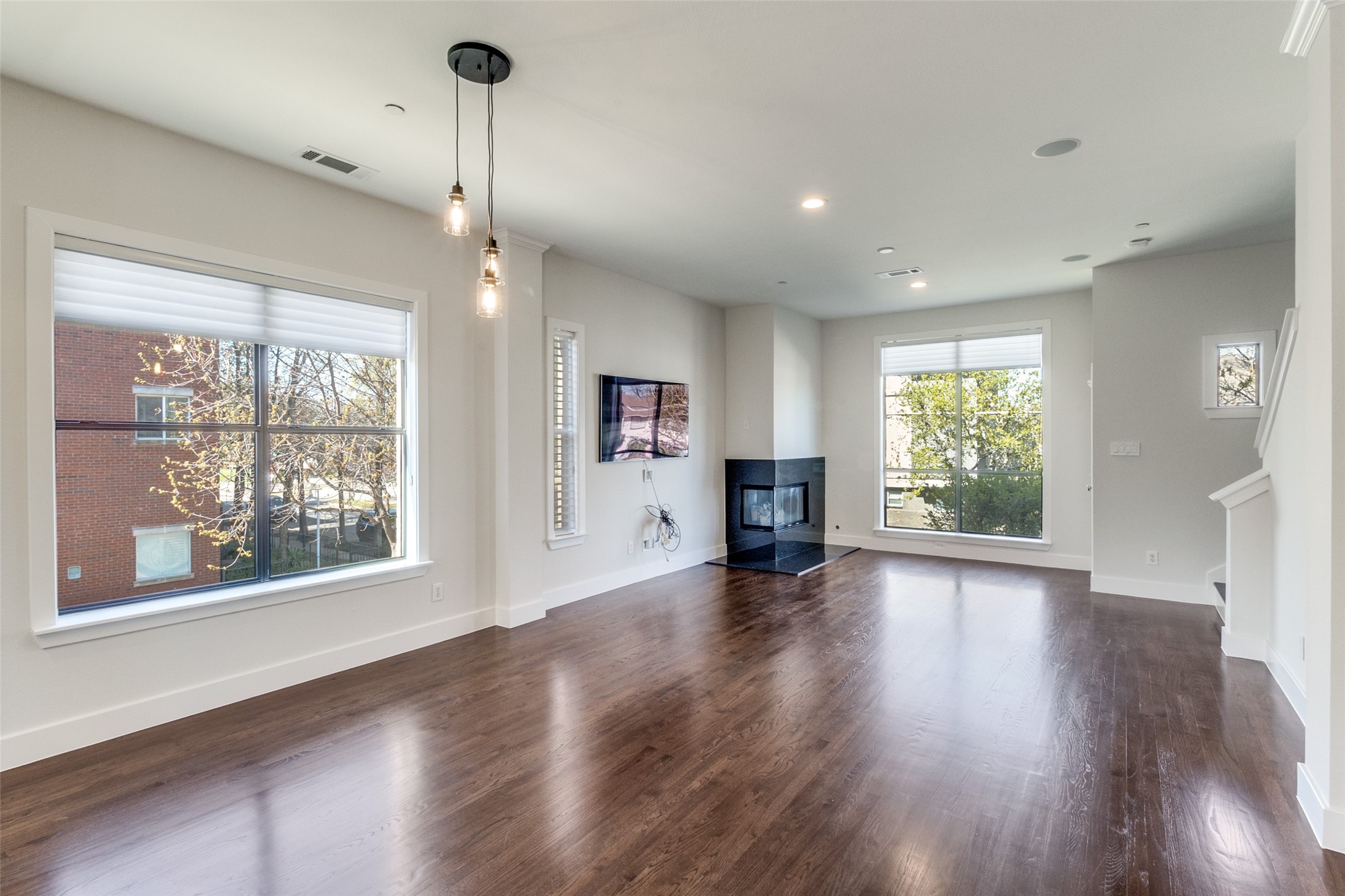 4211 Rawlins Street Dallas TX 75219