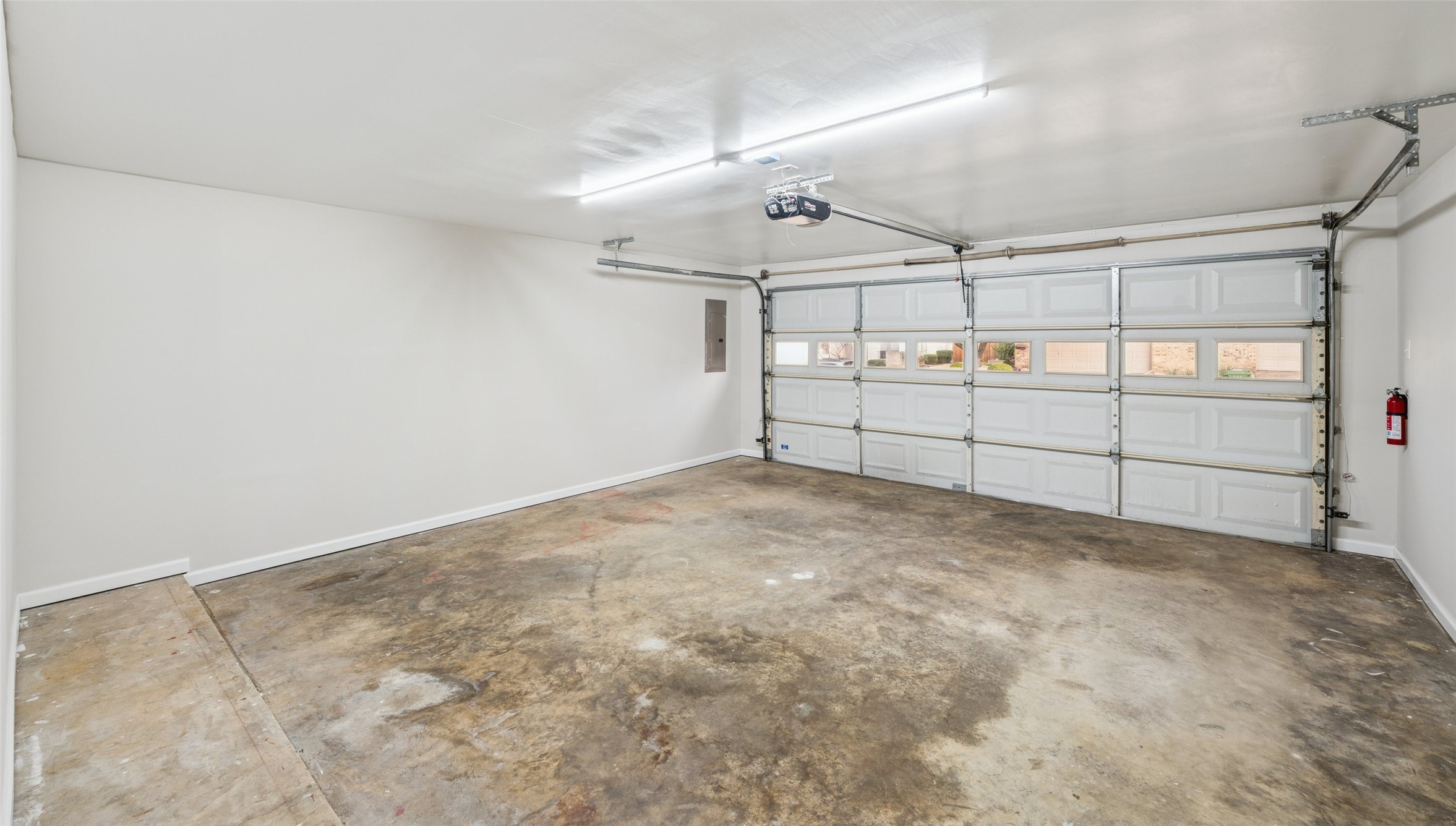 930 Shady Creek Lane Bedford TX 76021