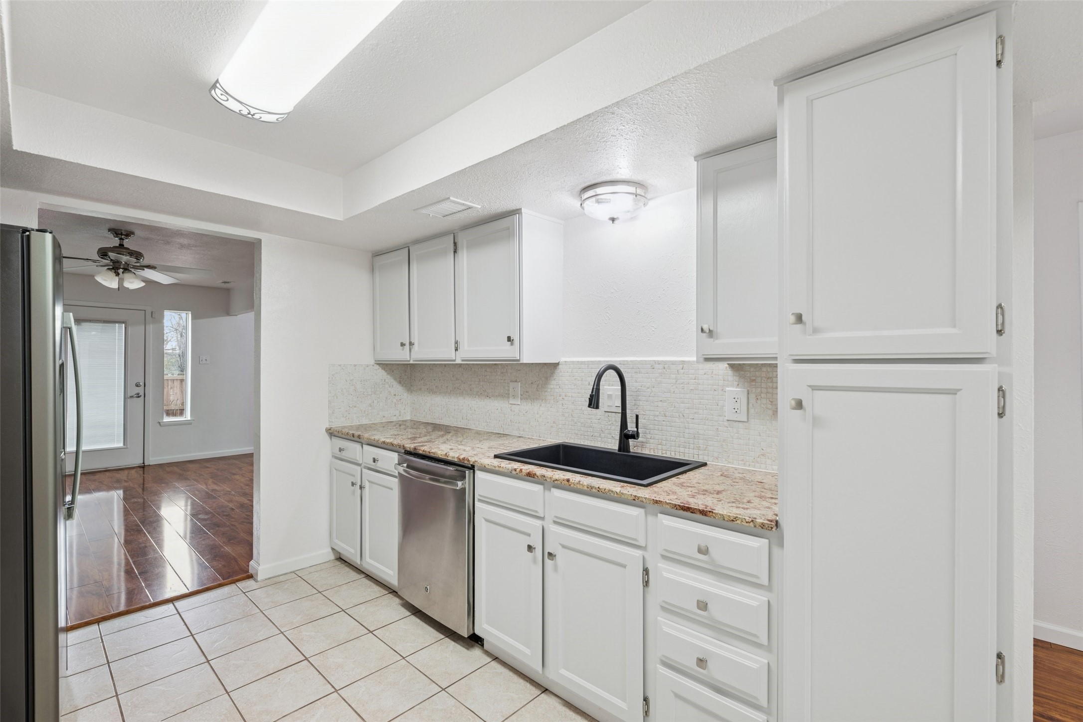 930 Shady Creek Lane Bedford TX 76021