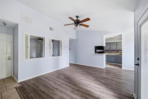 1212 Horizon Trail Arlington TX 76011