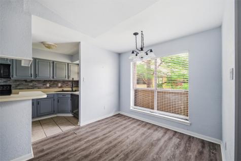 1212 Horizon Trail Arlington TX 76011