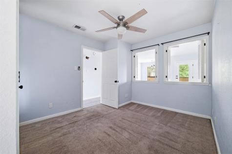 1212 Horizon Trail Arlington TX 76011