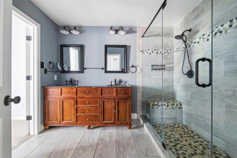1212 Horizon Trail Arlington TX 76011
