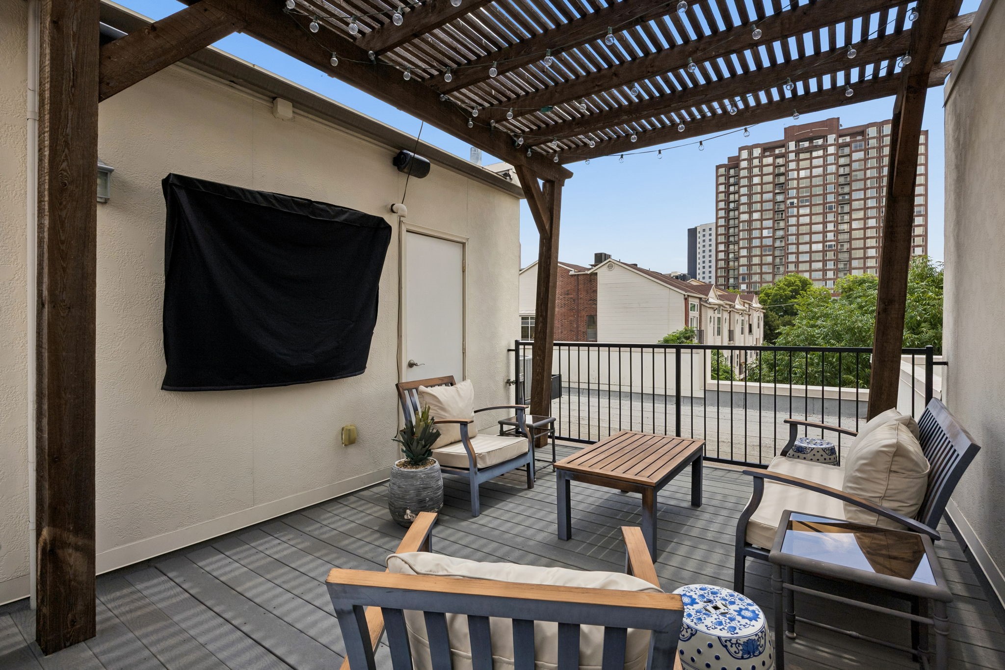 3210 Carlisle Street Dallas TX 75204