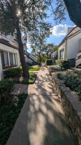 13217 Emily Road Dallas TX 75240
