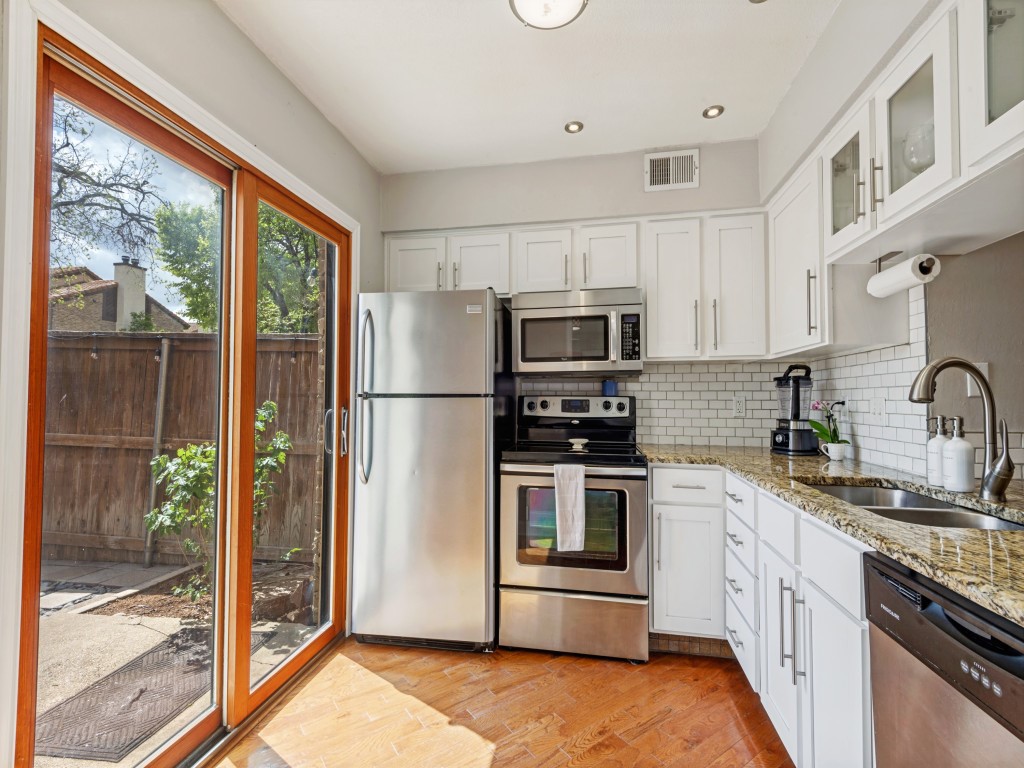 5626 Preston Oaks Road Dallas TX 75254