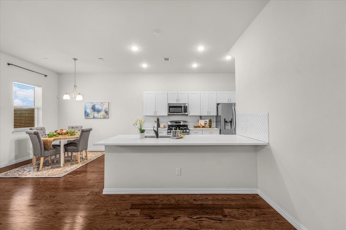 2000 Bethlehem Street Irving TX 75061