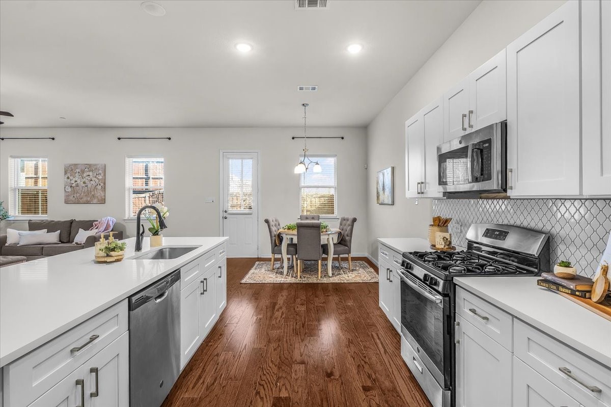 2000 Bethlehem Street Irving TX 75061