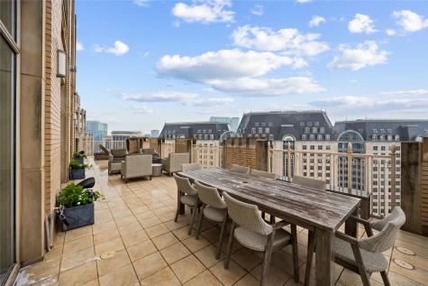 2525 N Pearl Street Dallas TX 75201