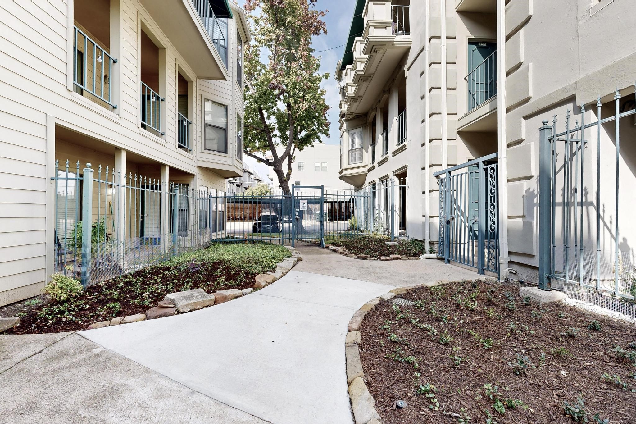 3105 San Jacinto Street Dallas TX 75204