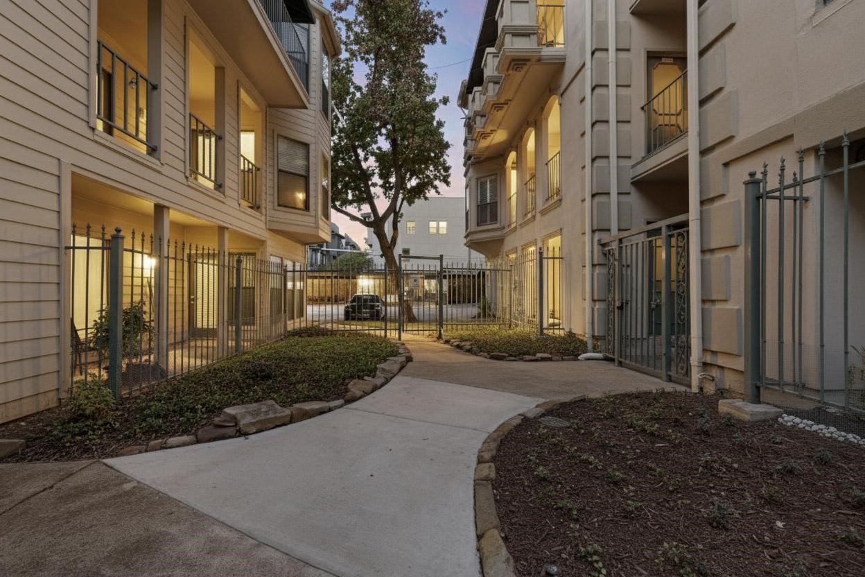 3105 San Jacinto Street Dallas TX 75204