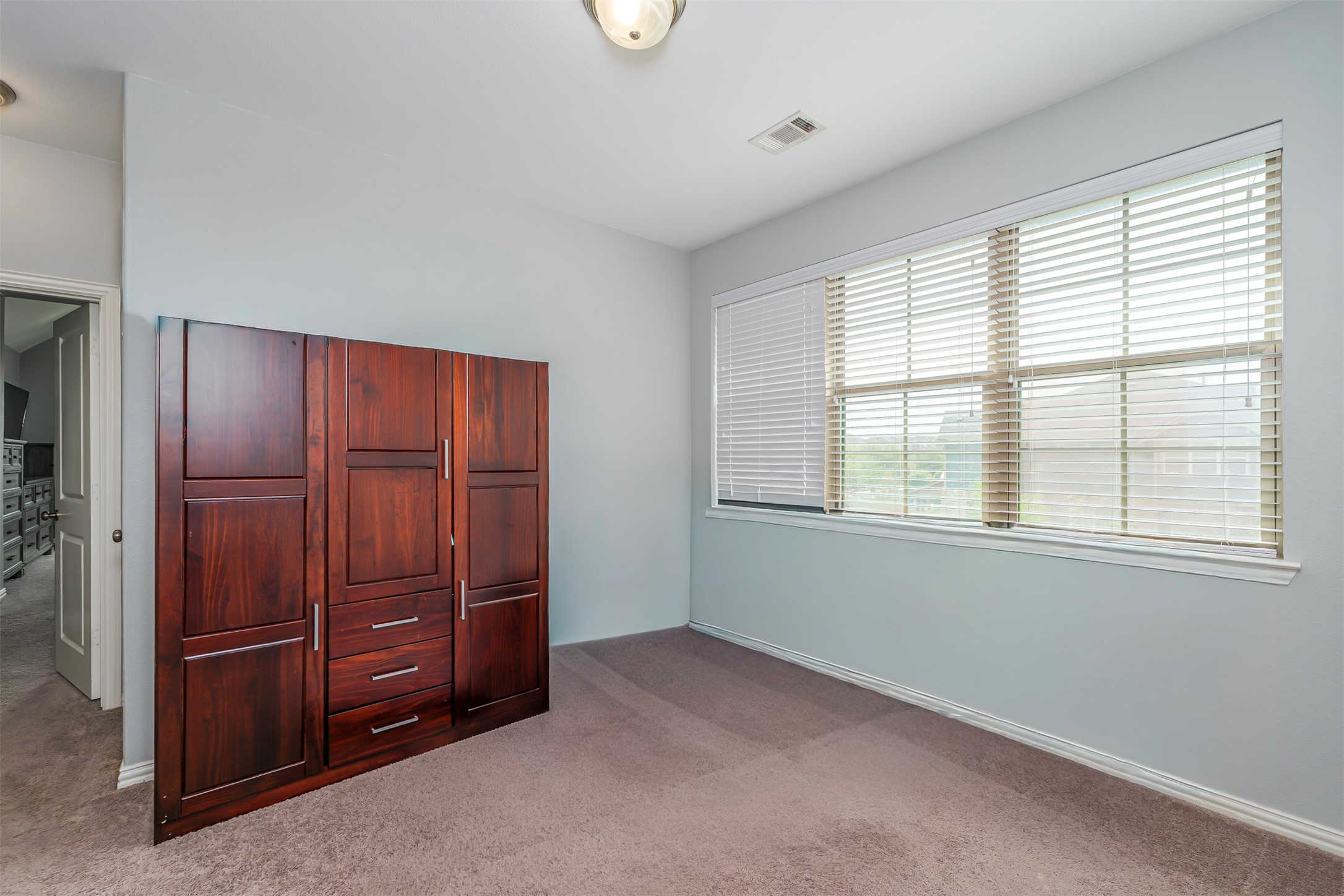 4202 Cascade Sky Drive Arlington TX 76005
