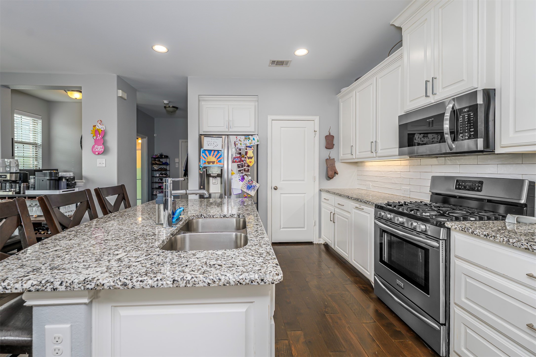 4202 Cascade Sky Drive Arlington TX 76005