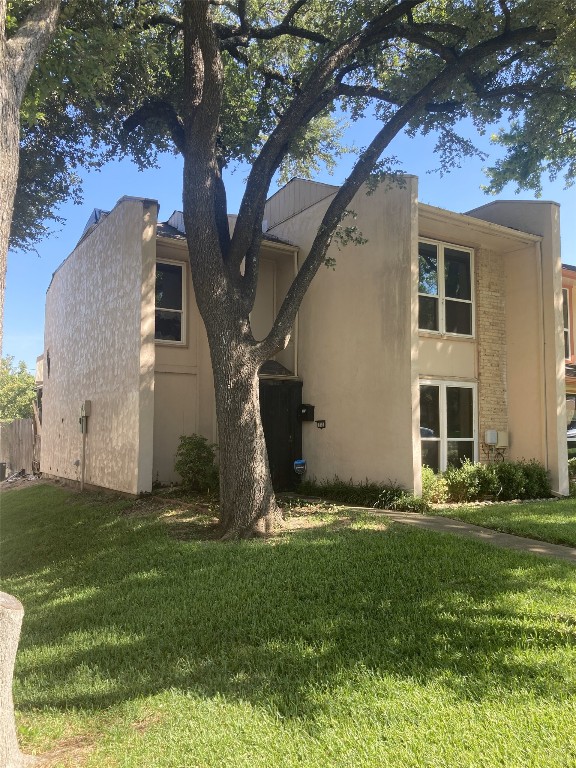 330 Valley Park Drive Garland TX 75043