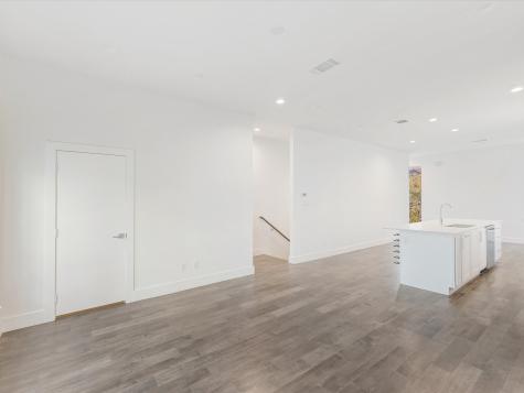 1771 Mccoy Street Dallas TX 75204