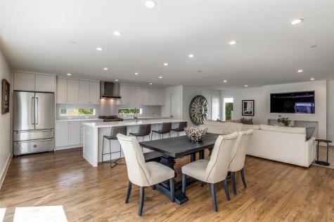 5907 Lindell Avenue Dallas TX 75206