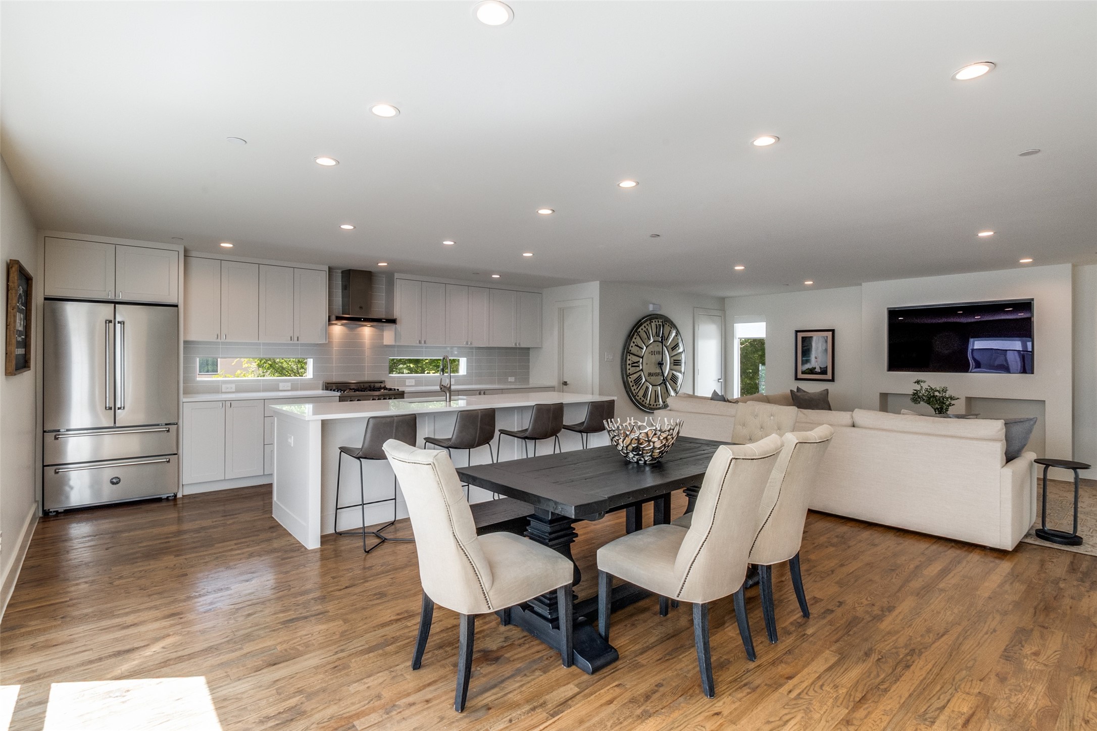 5907 Lindell Avenue Dallas TX 75206