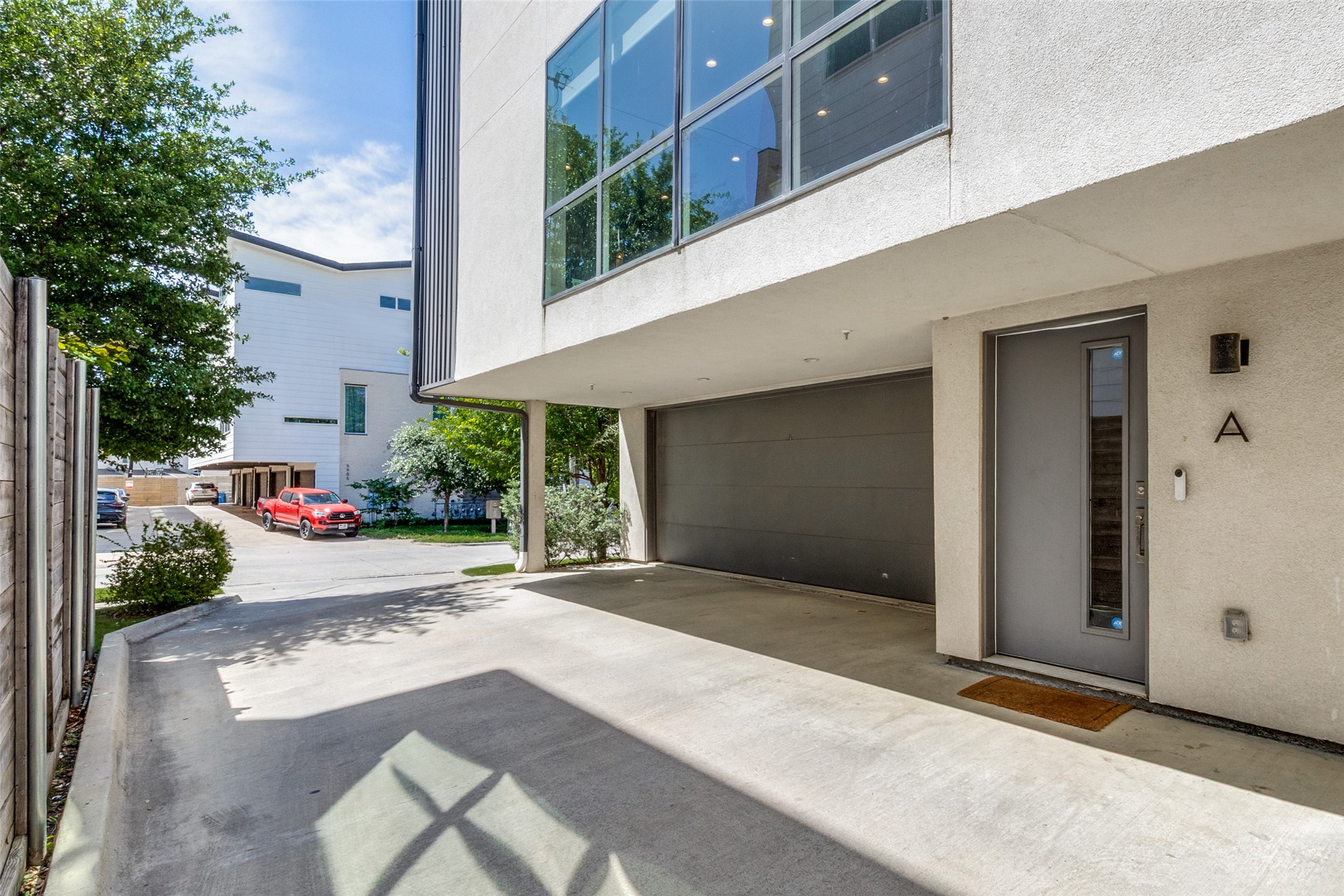 5907 Lindell Avenue Dallas TX 75206