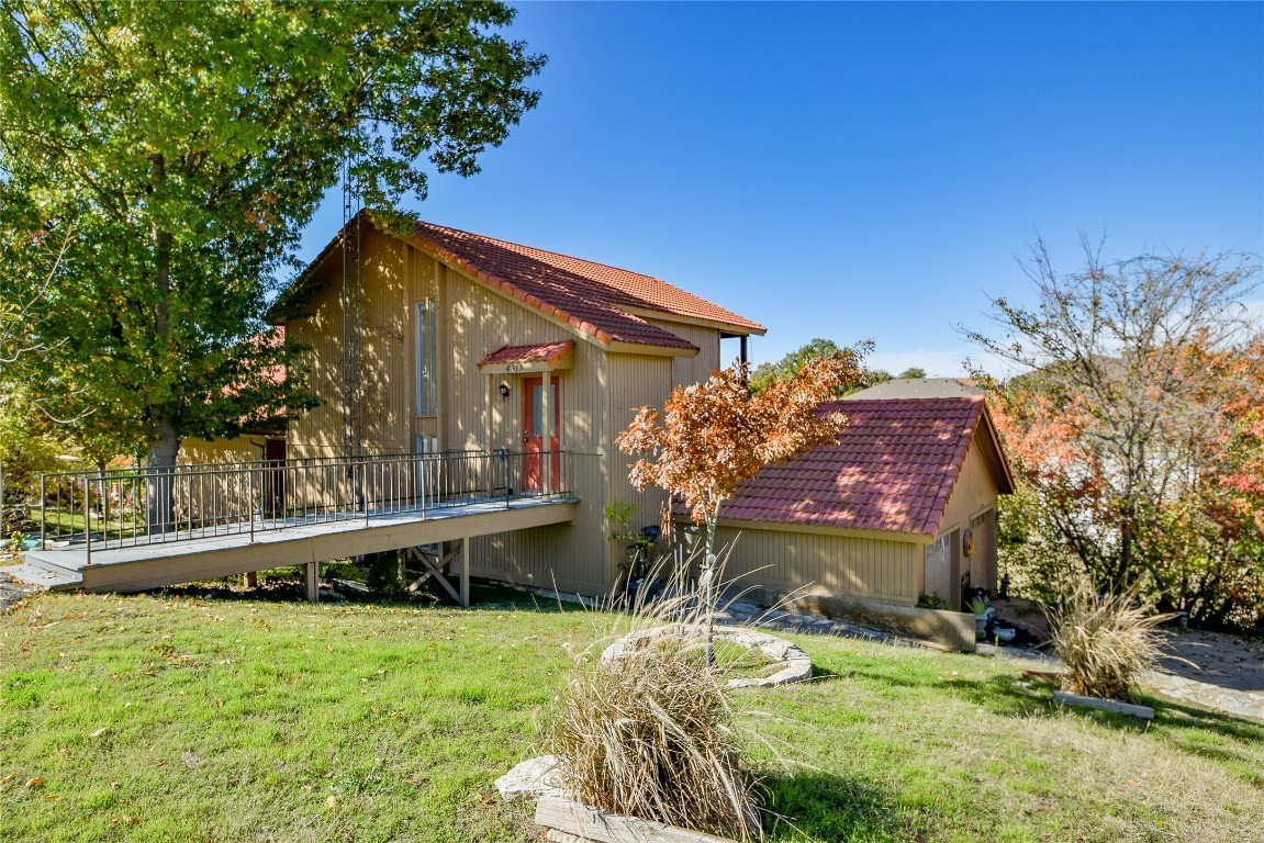 4313 Crescent Drive Granbury TX 76049