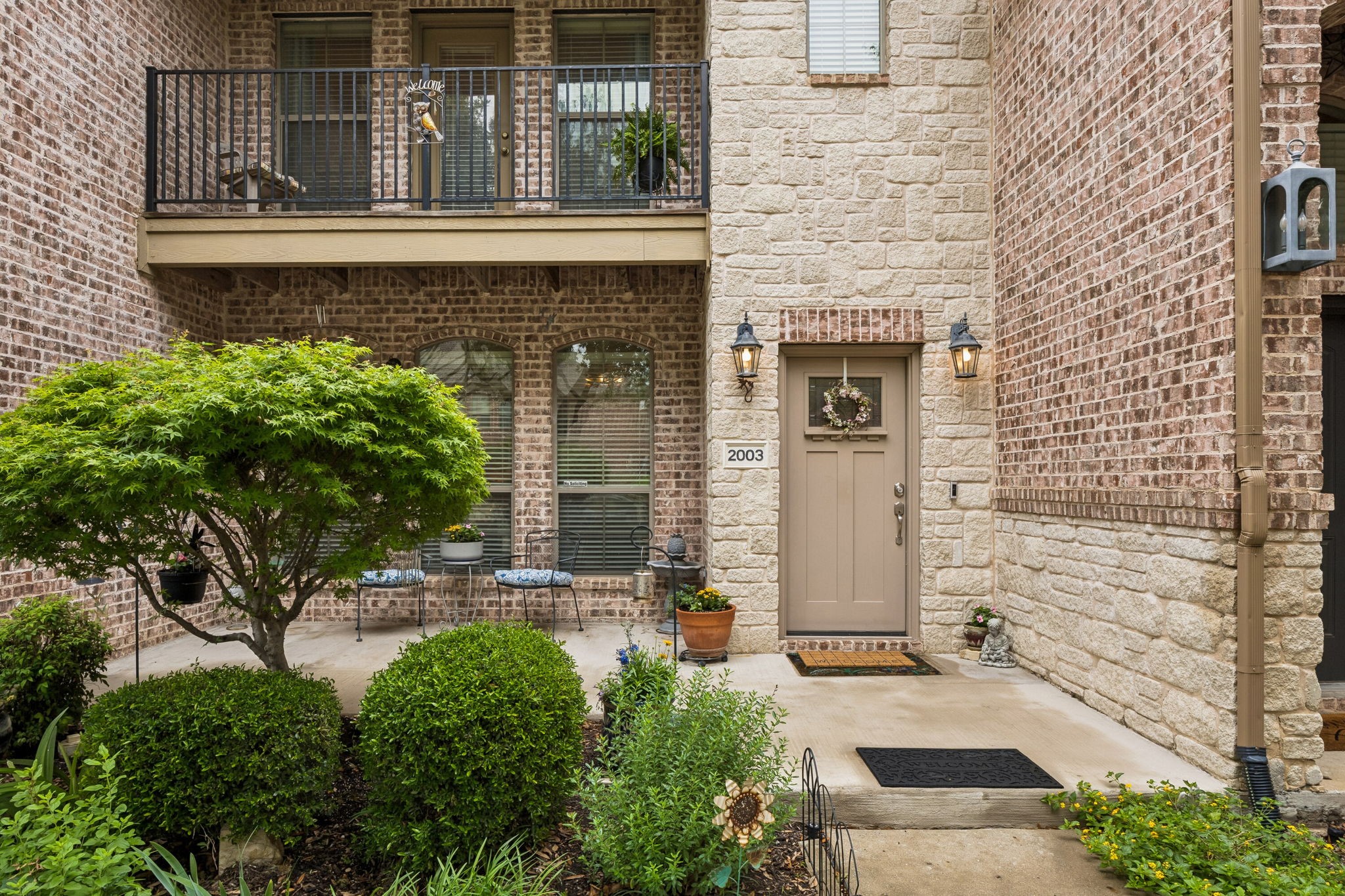 2003 Downing Street Allen TX 75013