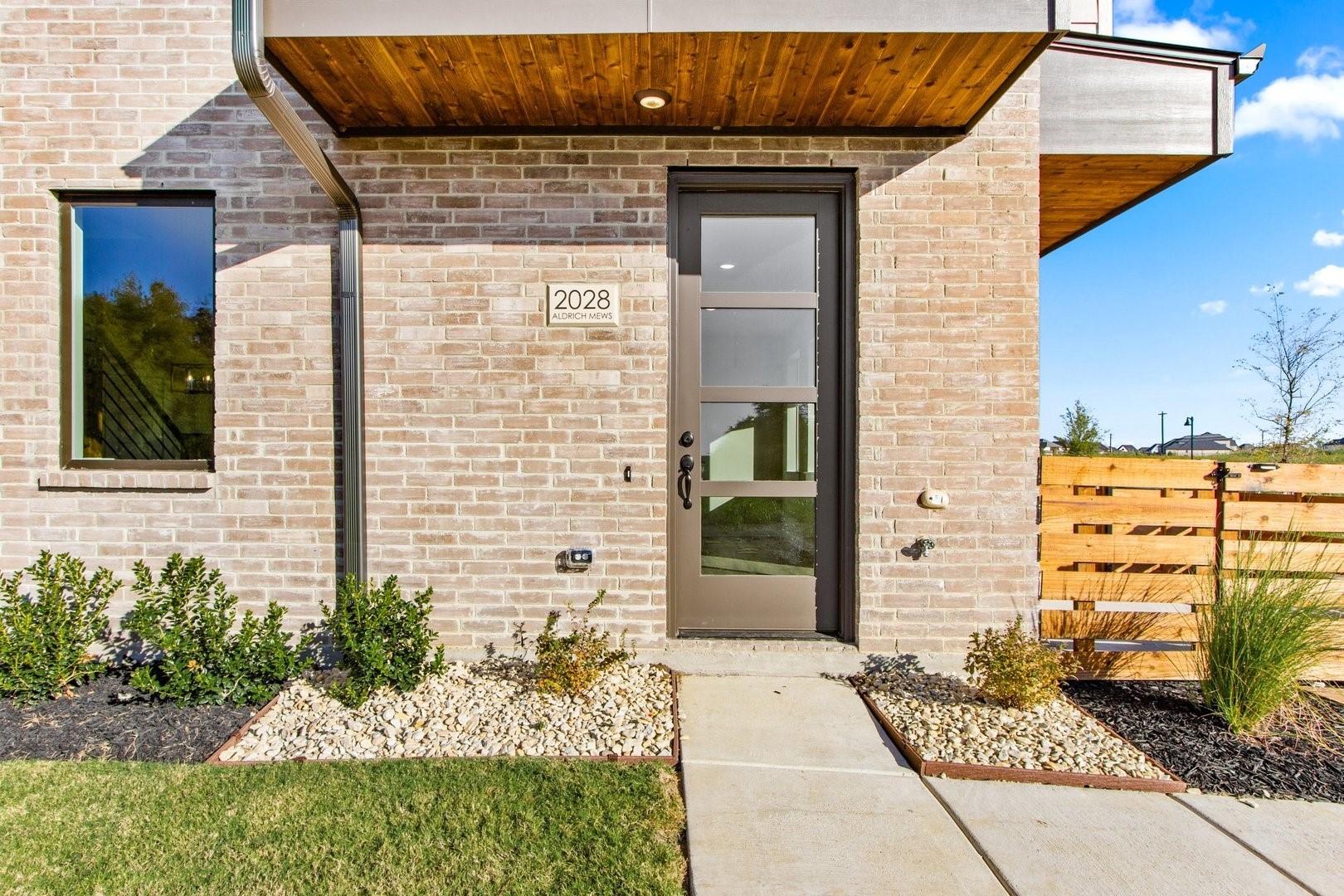2028 Aldrich Mews Celina TX 75009