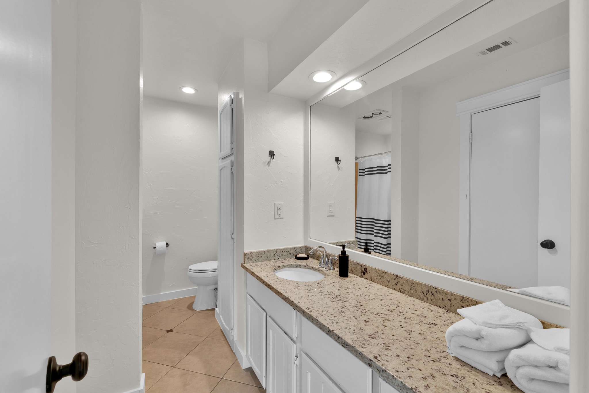 9231 Chimney Corner Lane Dallas TX 75243