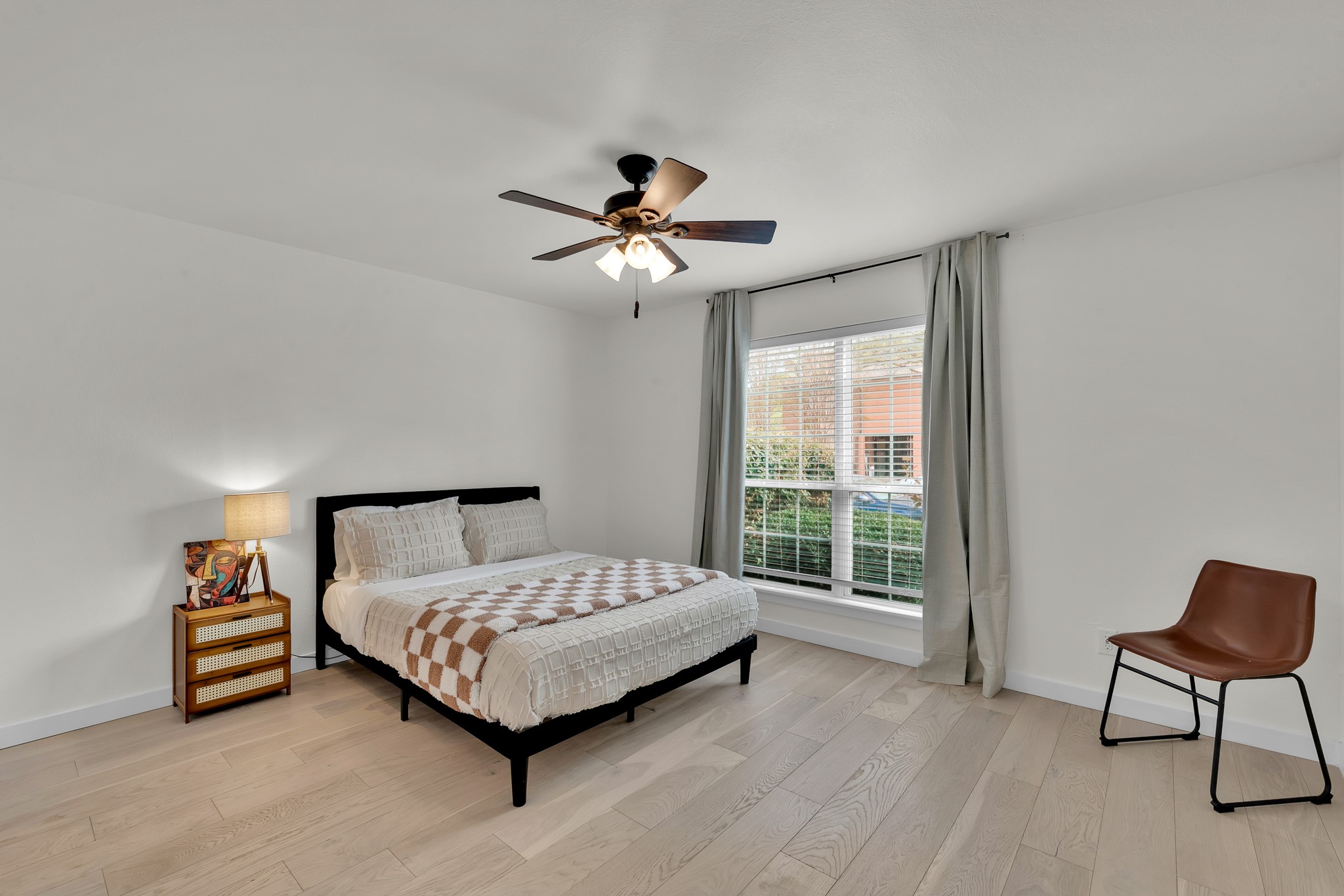 9231 Chimney Corner Lane Dallas TX 75243