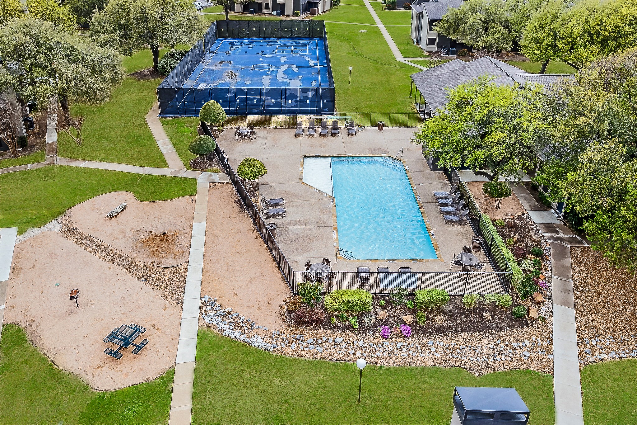 9231 Chimney Corner Lane Dallas TX 75243