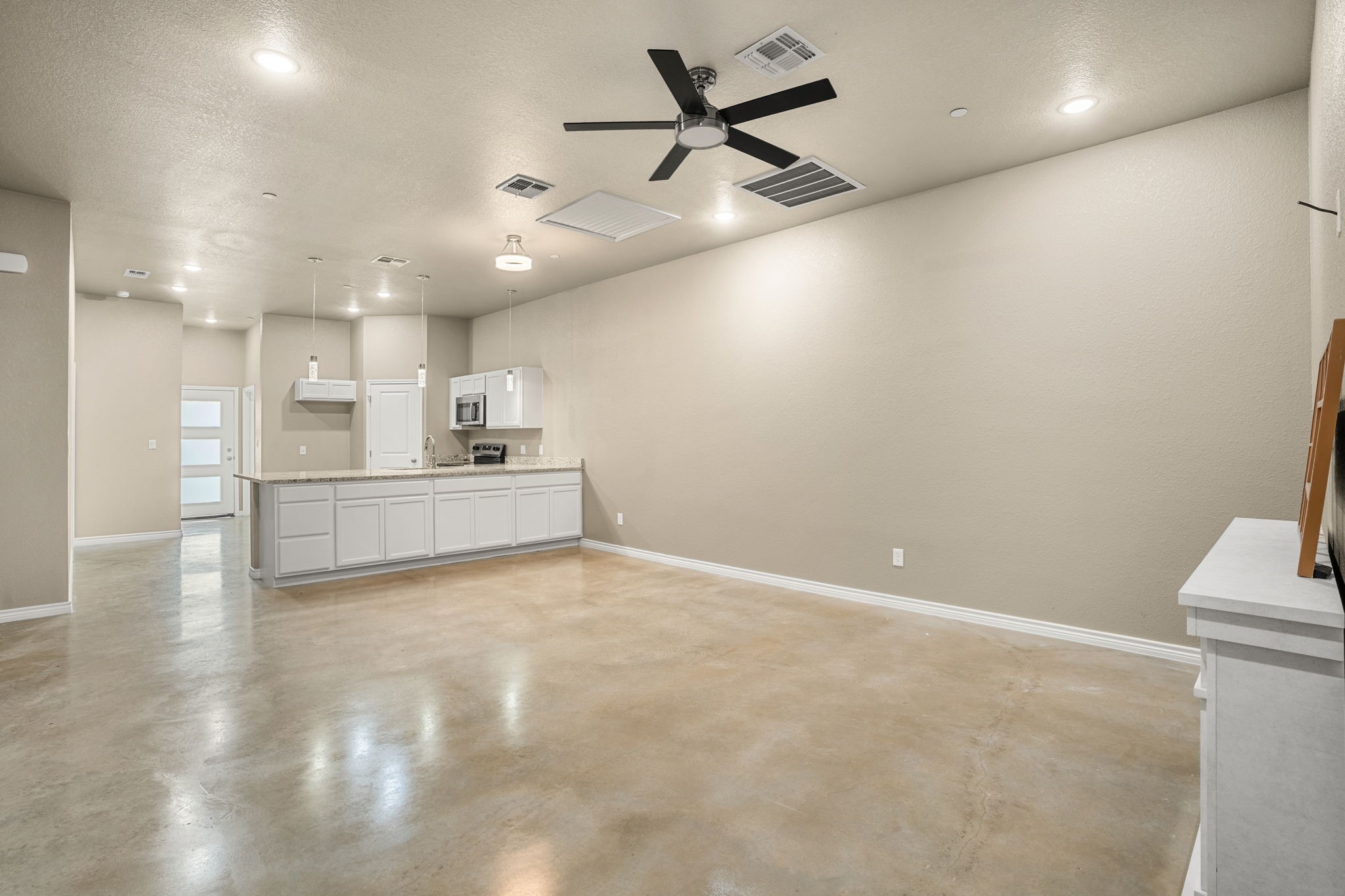 408 W Avenue C Copperas Cove TX 76522