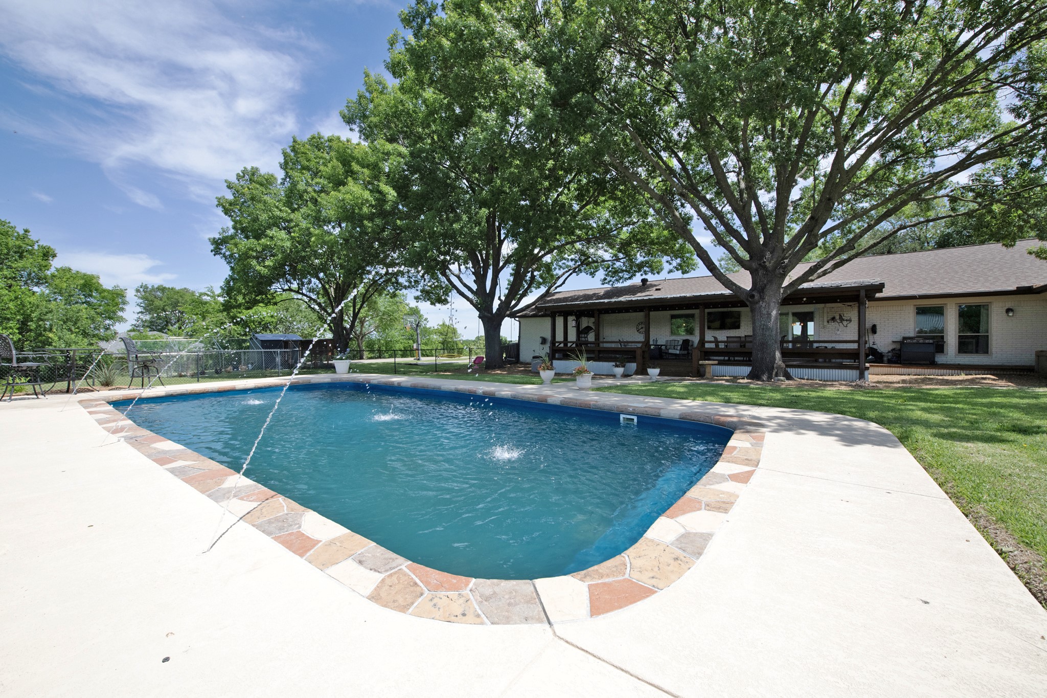 6612 Eastview Drive Sachse TX 75048