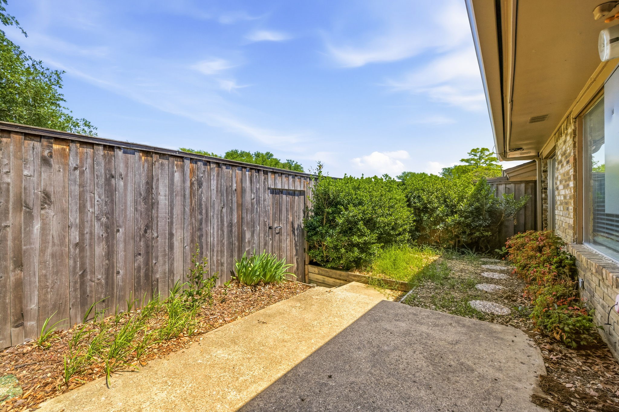 10644 Boedeker Street Dallas TX 75230