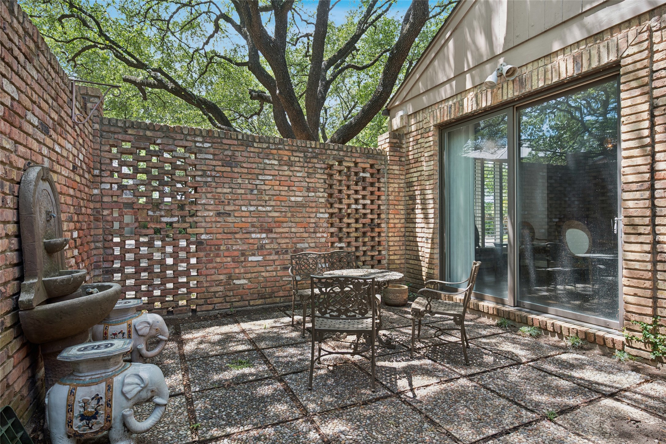4922 Briarwood Place Dallas TX 75209