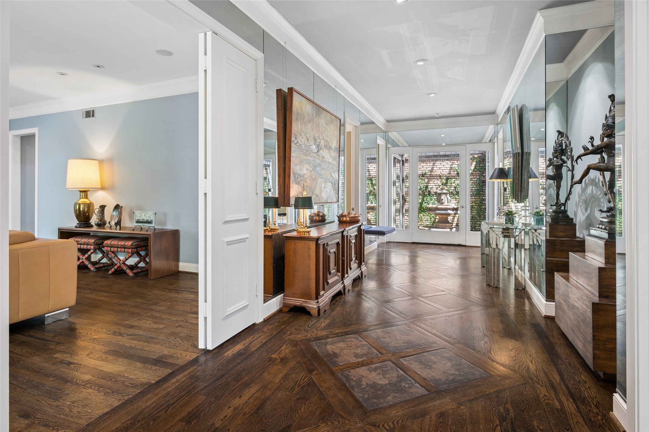 4922 Briarwood Place Dallas TX 75209