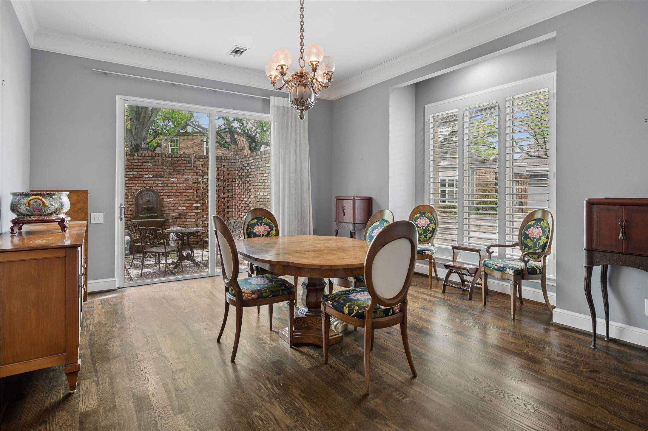 4922 Briarwood Place Dallas TX 75209