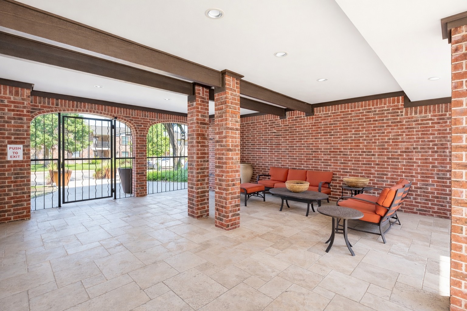 5816 Birchbrook Drive Dallas TX 75206