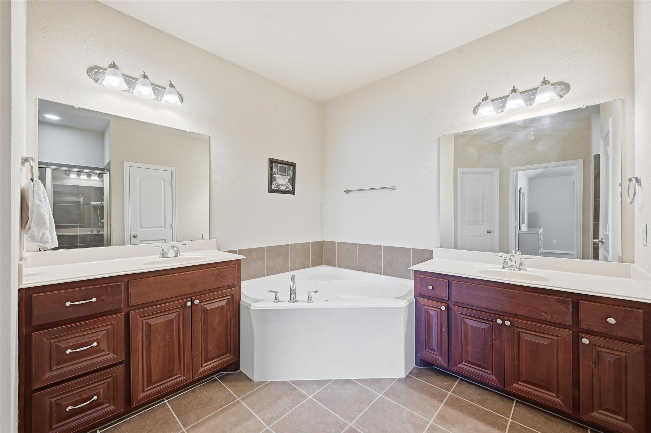 4222 Nia Drive Irving TX 75038