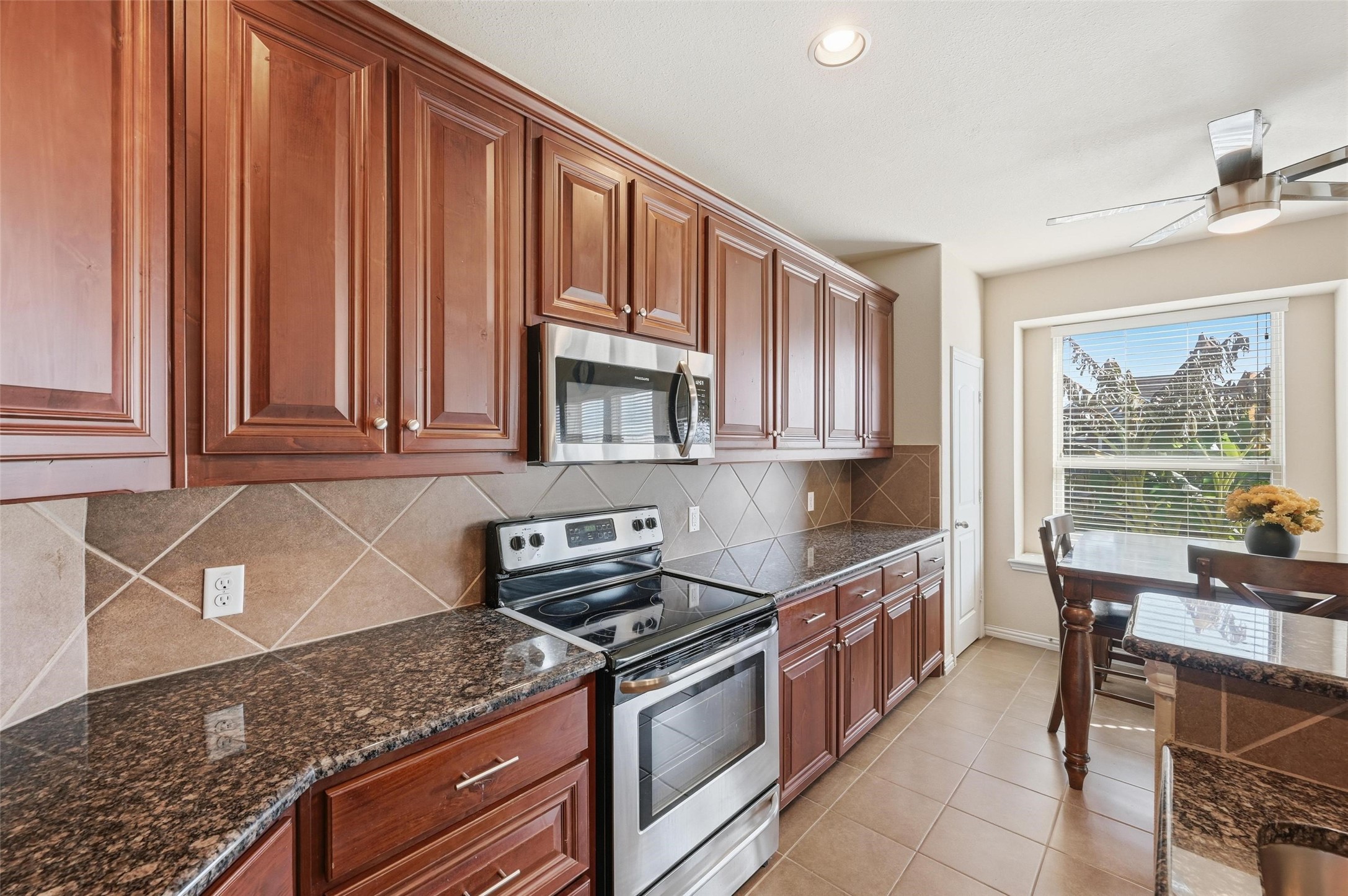 4222 Nia Drive Irving TX 75038