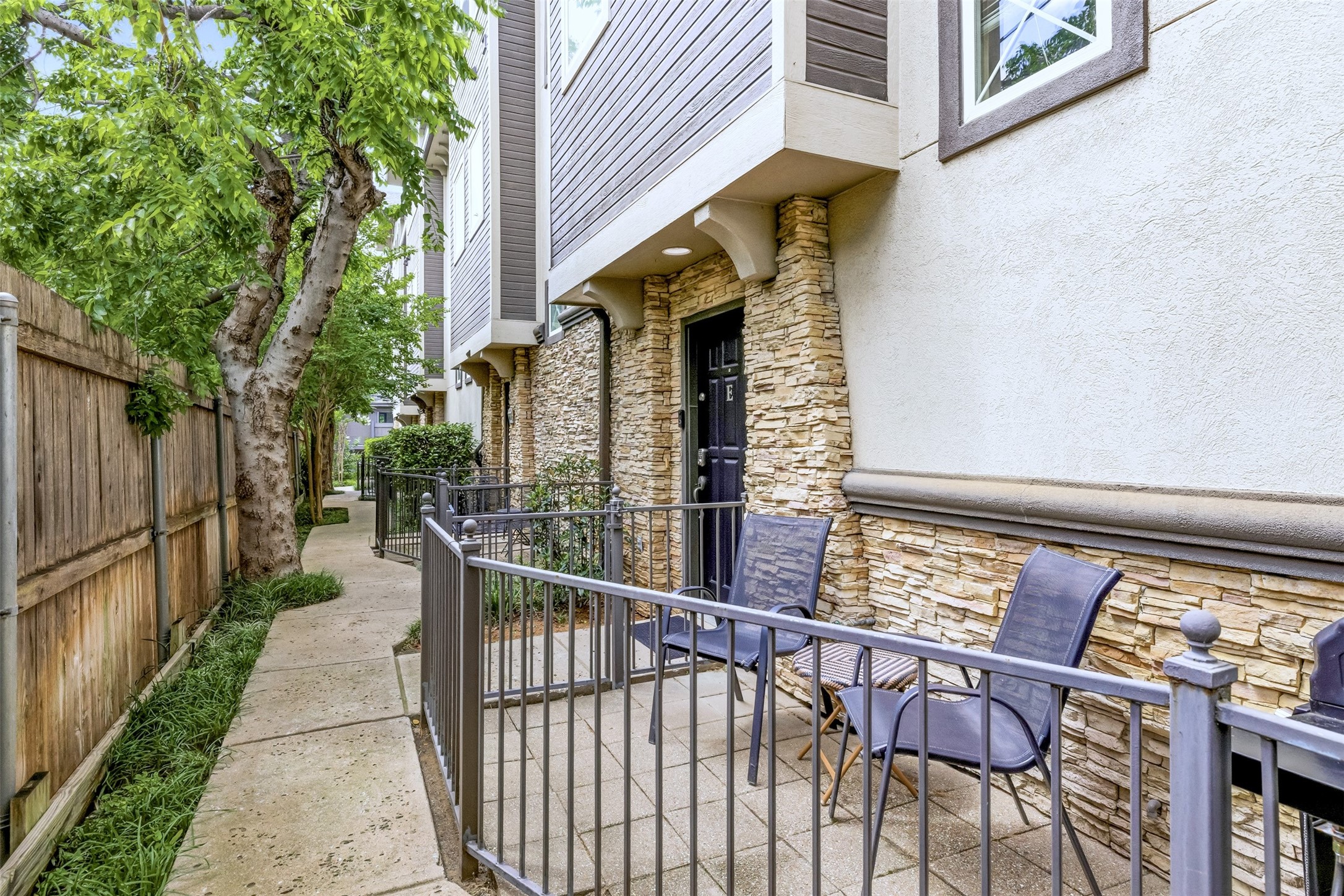 4058 Buena Vista Street Dallas TX 75204