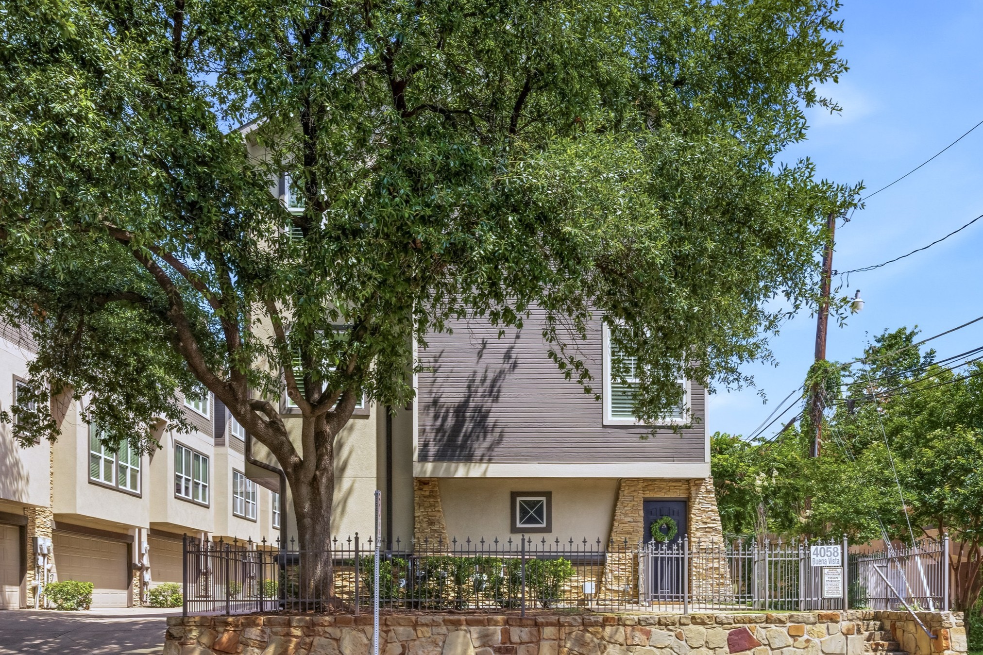 4058 Buena Vista Street Dallas TX 75204