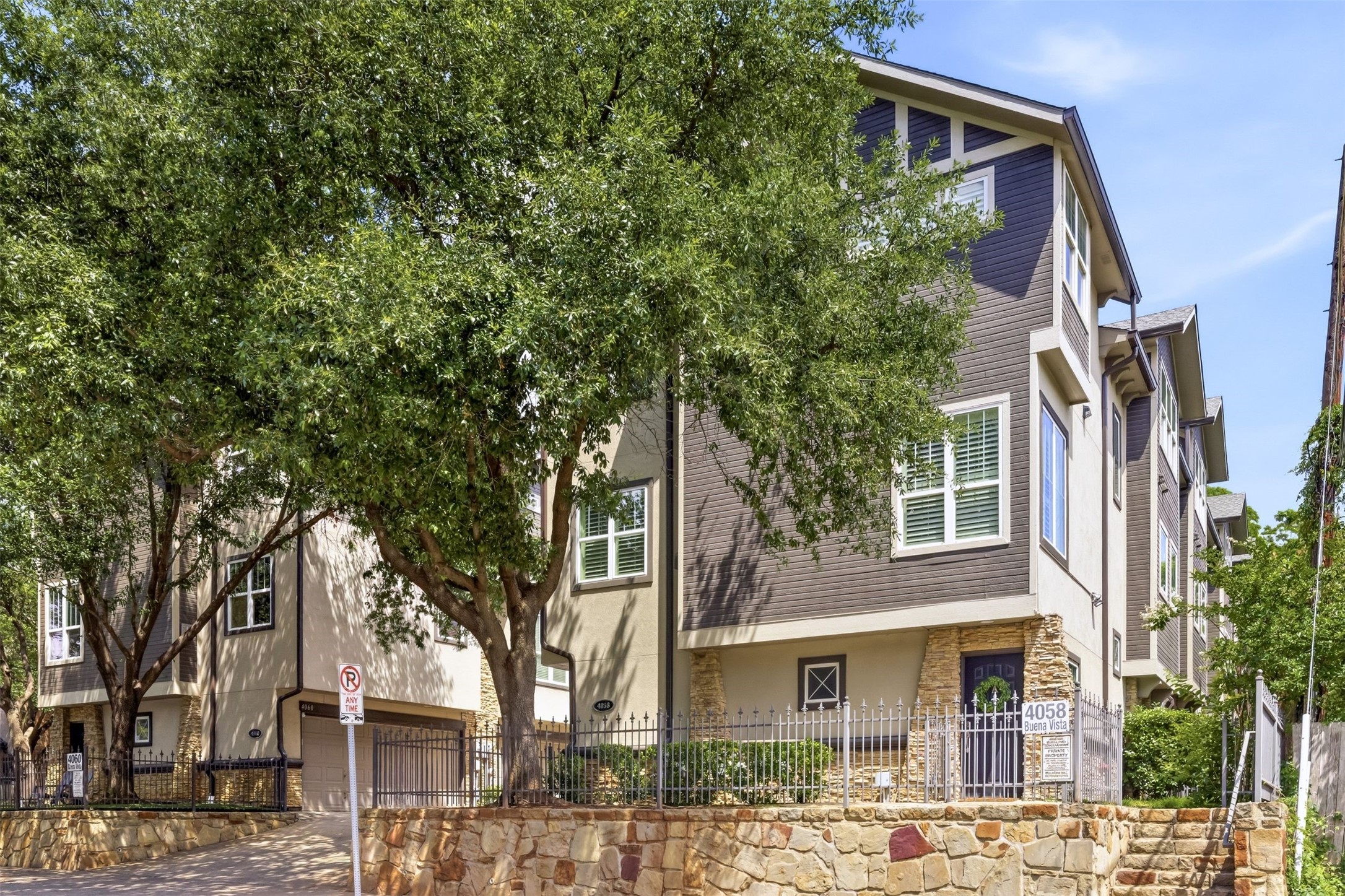 4058 Buena Vista Street Dallas TX 75204
