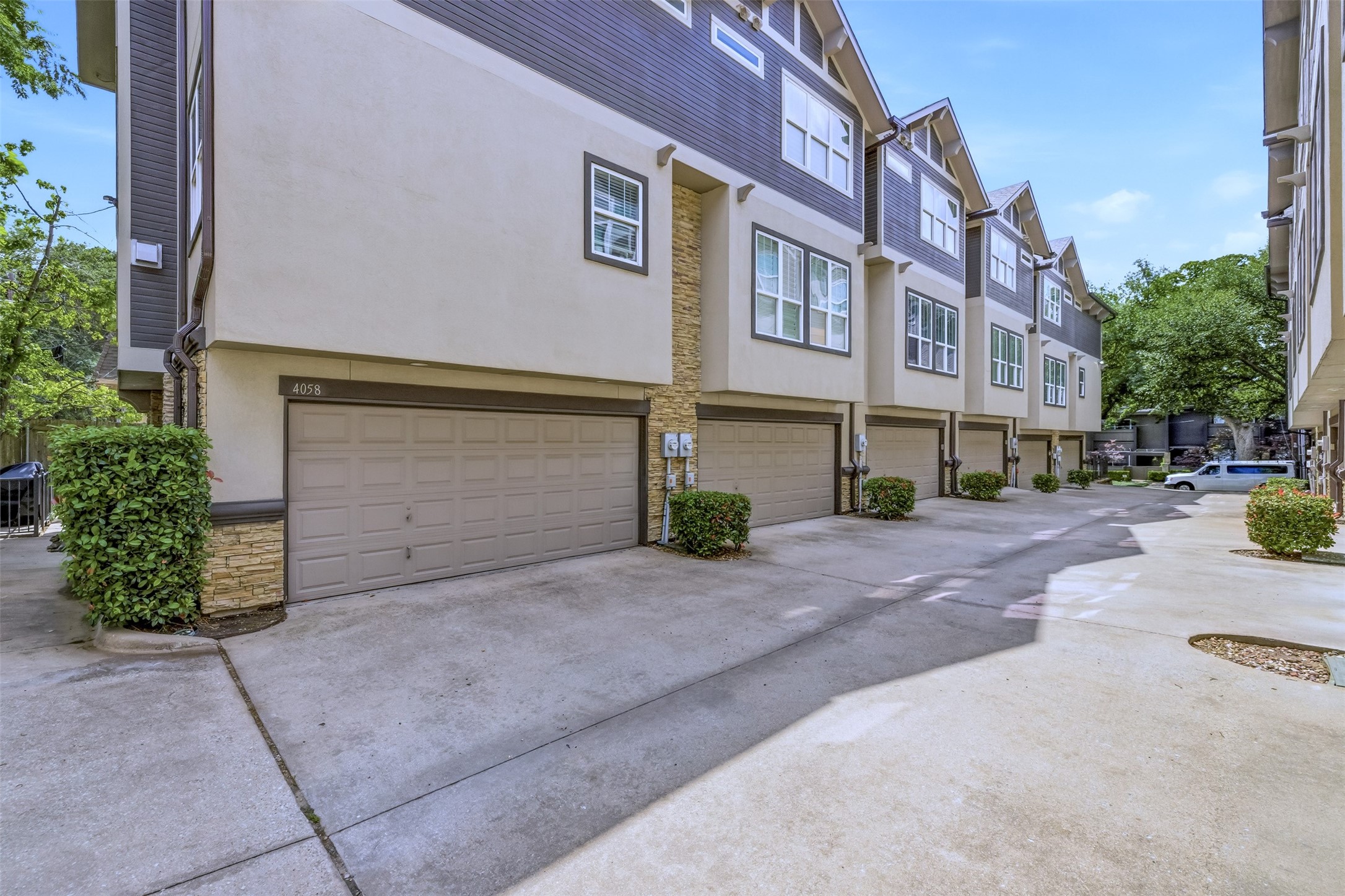 4058 Buena Vista Street Dallas TX 75204