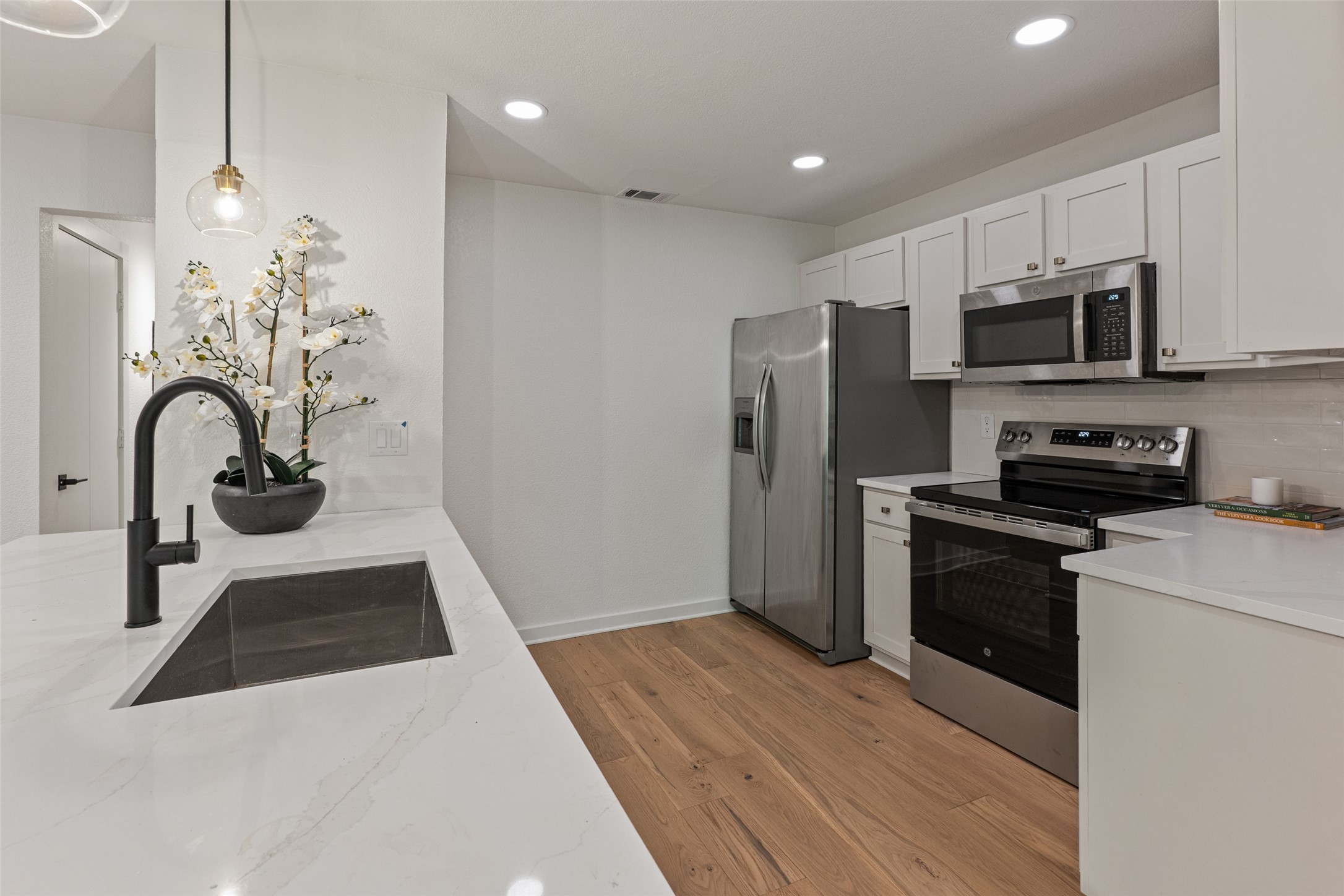 4777 Cedar Springs Road Dallas TX 75219