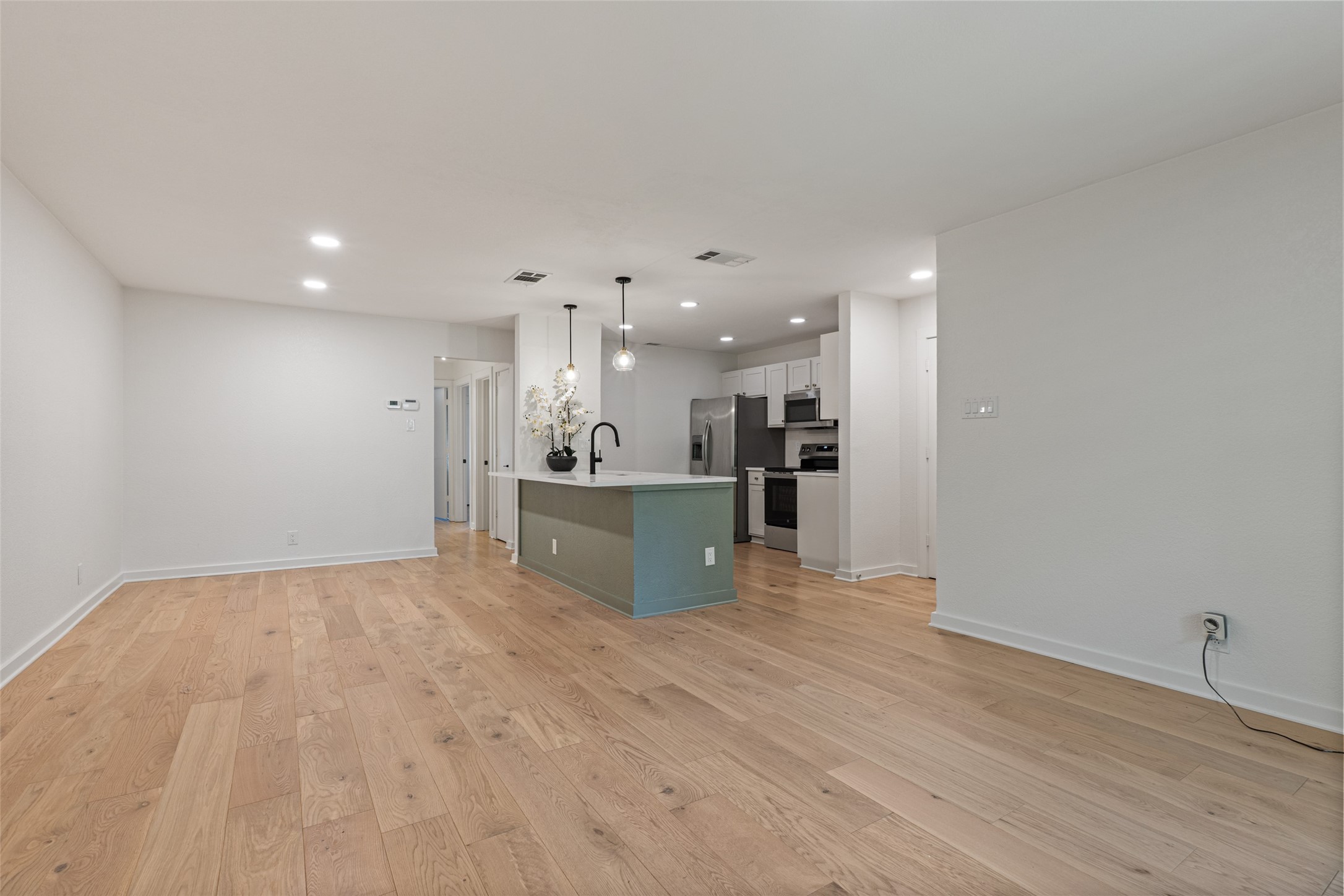 4777 Cedar Springs Road Dallas TX 75219