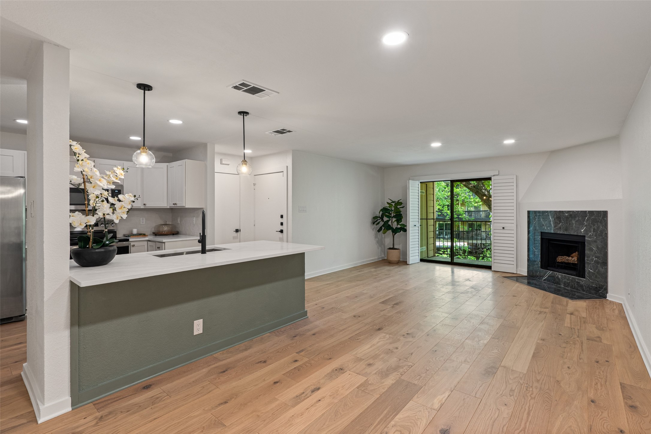 4777 Cedar Springs Road Dallas TX 75219