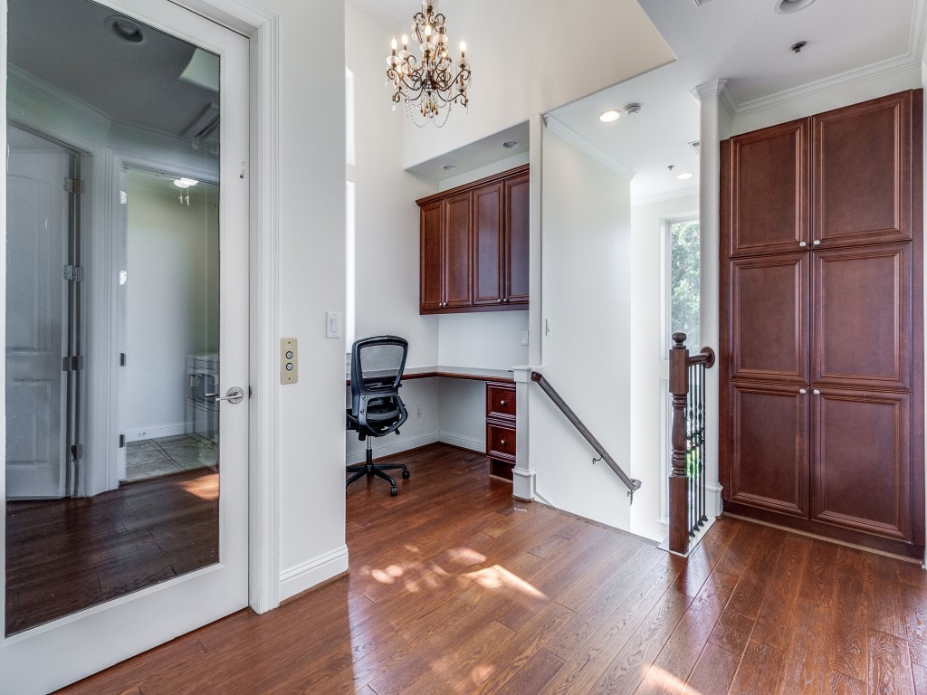 3805 Prescott Avenue Dallas TX 75219