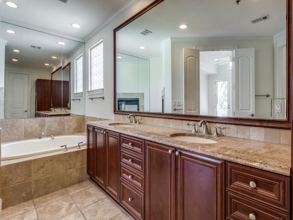 3805 Prescott Avenue Dallas TX 75219
