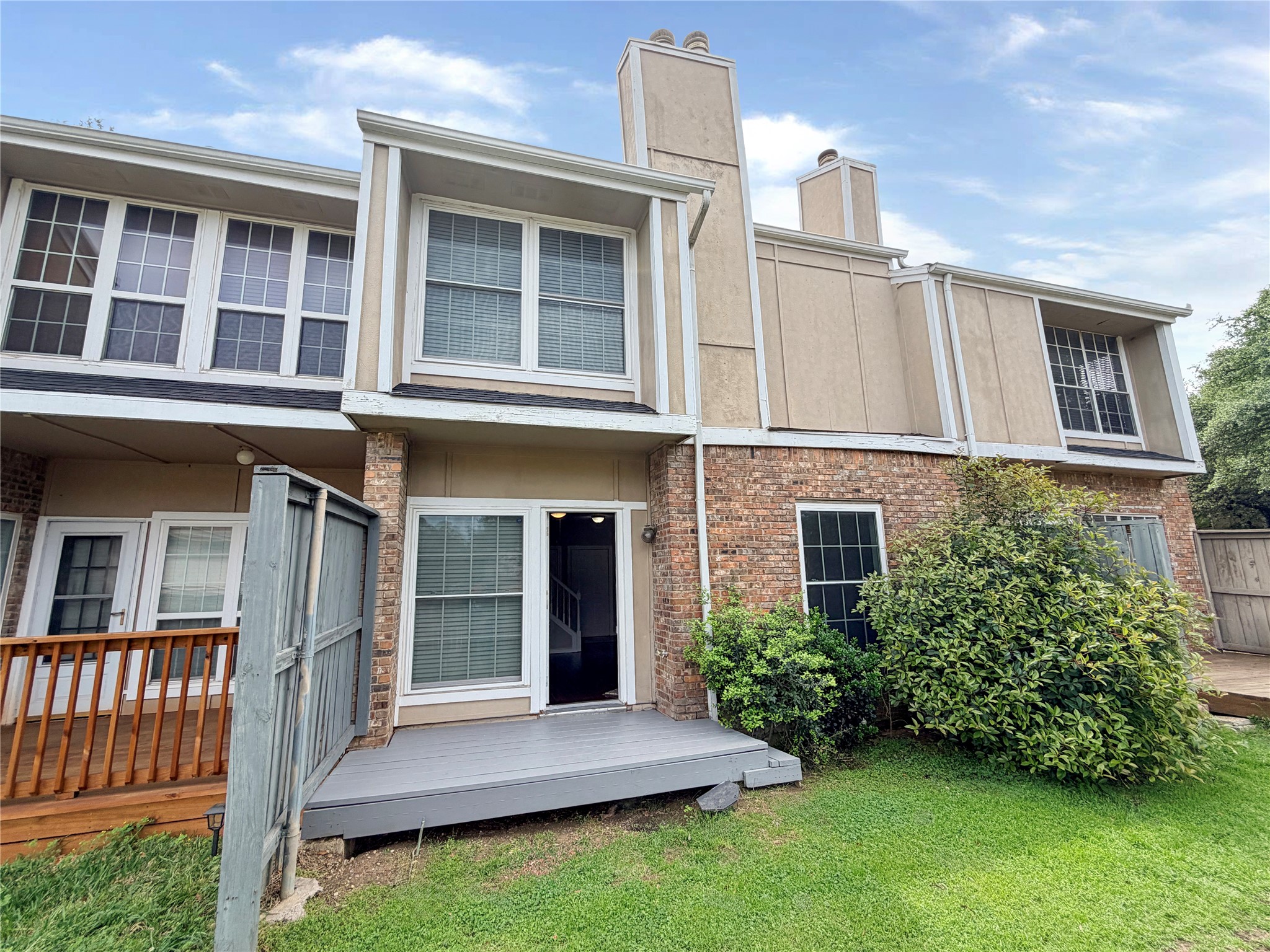 2409 Northlake Court Irving TX 75038